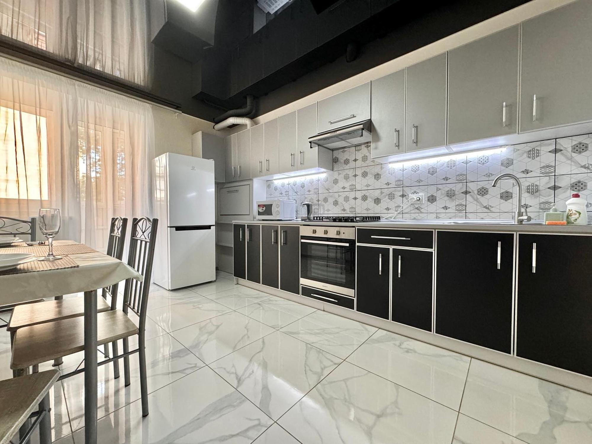 Apartpoltava 2 Окремі Кімнати, Новобудова, Два Великих Ліжка Центр, Корпусний Сад Dış mekan fotoğraf